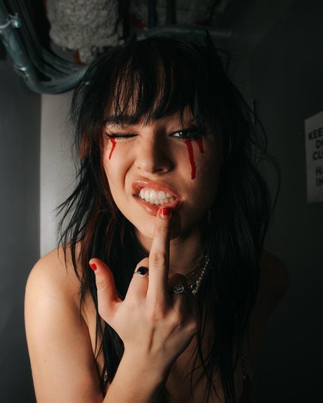 Taylor Upsahl_ naked onlyfans leak