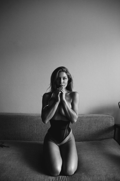 Svetlana Sinitsyna_ onlyfans leaks naked