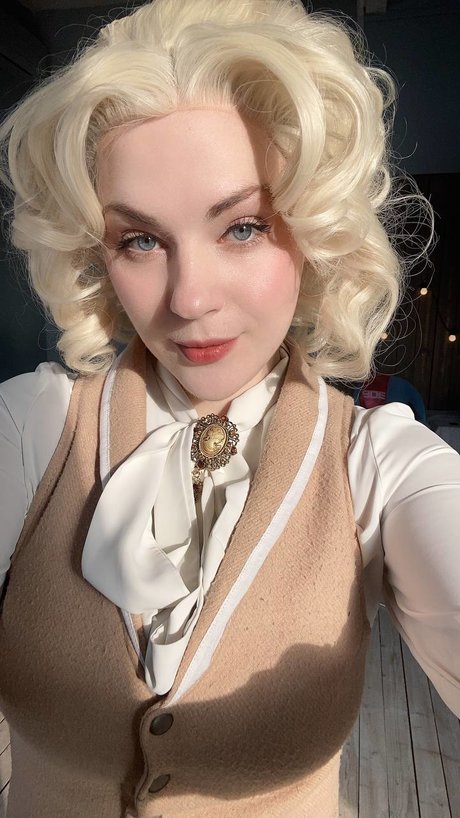 Adamae Dono only fans nudes