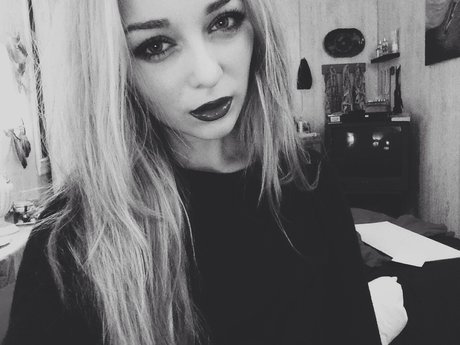 Elyse Summer onlyfans pics