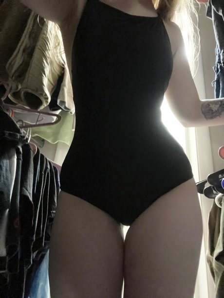 Initialelon onlyfans post