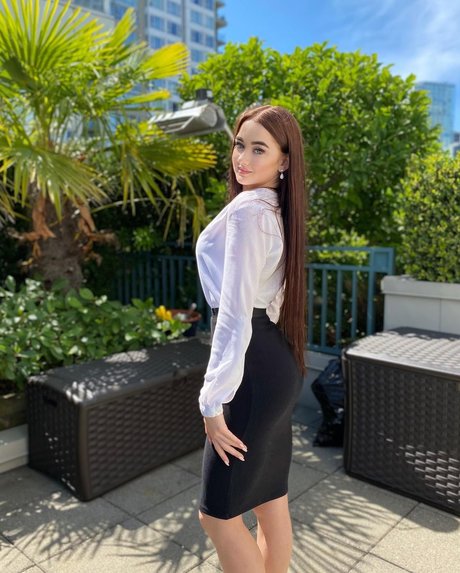 Iryna Frantsuz_ onlyfans pics