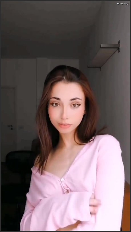 Lucrelisa_ onlyfans nude tits