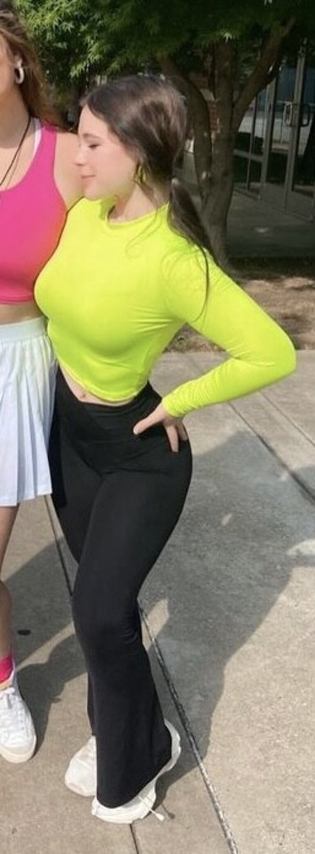 Melissa Mercer onlyfans leaked tits