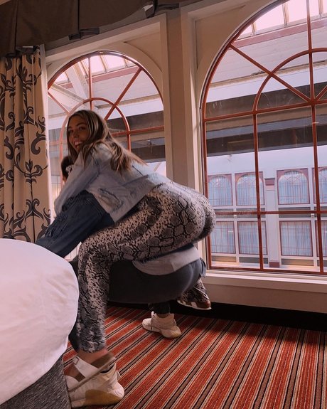 Zoey Kouskousakis_ onlyfans photos