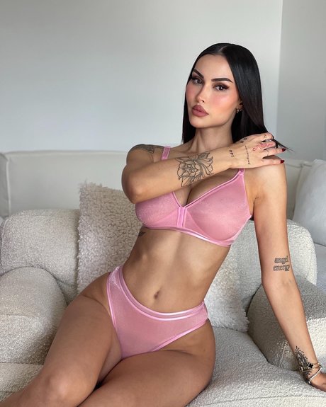 Annelese Milton onlyfans porn