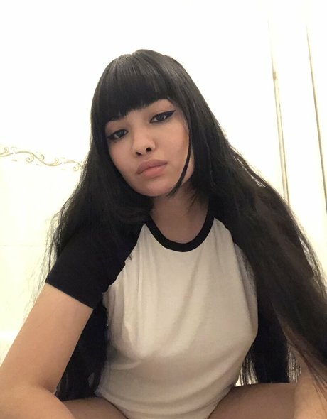 naomieve onlyfans free content