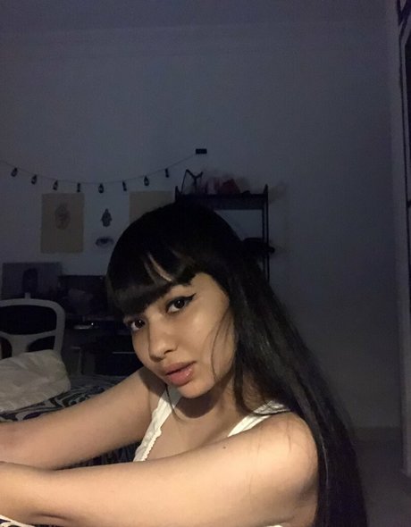 naomieve onlyfans naked