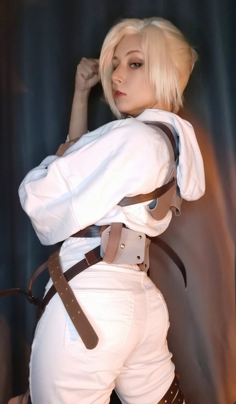 Dima Batalov onlyfans strip tease