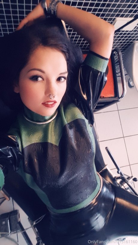 Sophie Elodie onlyfans free