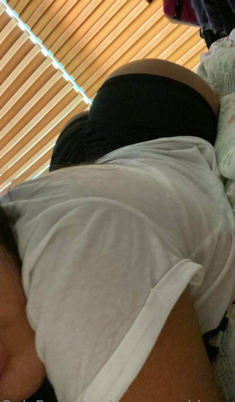 Aranza Maldona onlyfans hot