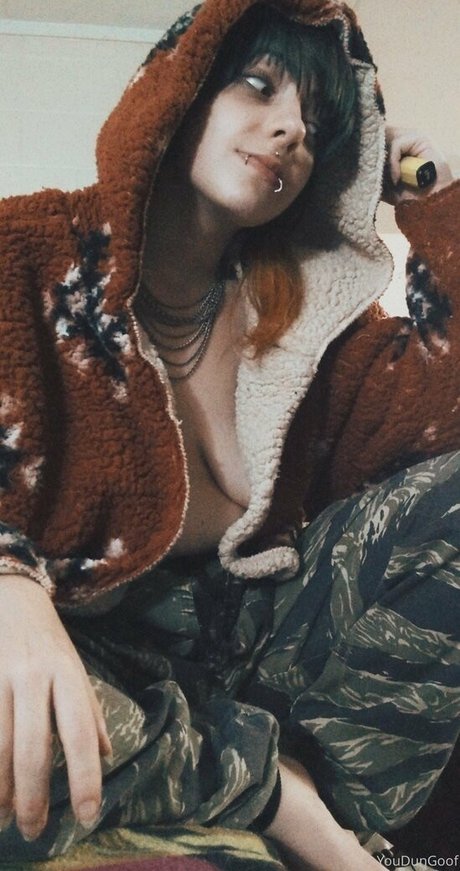 Dami Slaughter_ onlyfans fotos