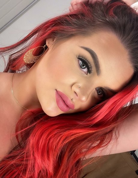 Sweetpink queen onlyfans striptease