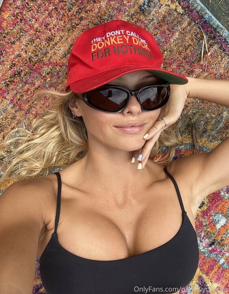 Paris Wycherley onlyfans pics