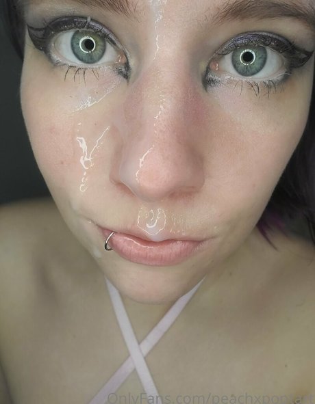 PeachxPoptart only fans pictures