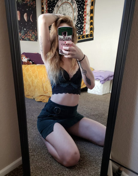 The Baby Paige onlyfans topless