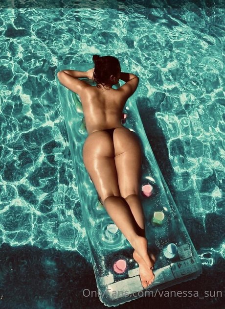 Vanessa Sun leaked onlyfans content