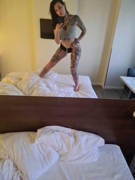 Paula Rowe onlyfans leajs