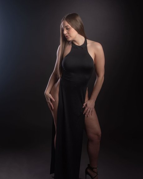 Alyson Rae nude onlyfans