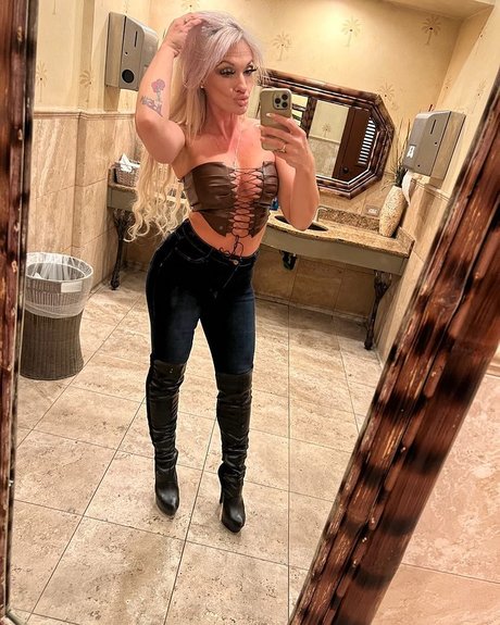 Christina Lee onlyfans desnuda