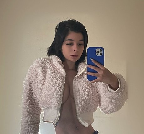 Karlardz only fans naked