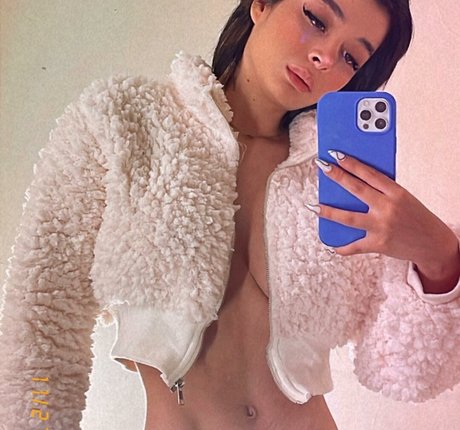 Karlardz naked onlyfans pics