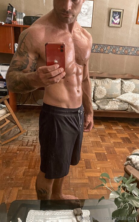 Chulo95 leak only fans