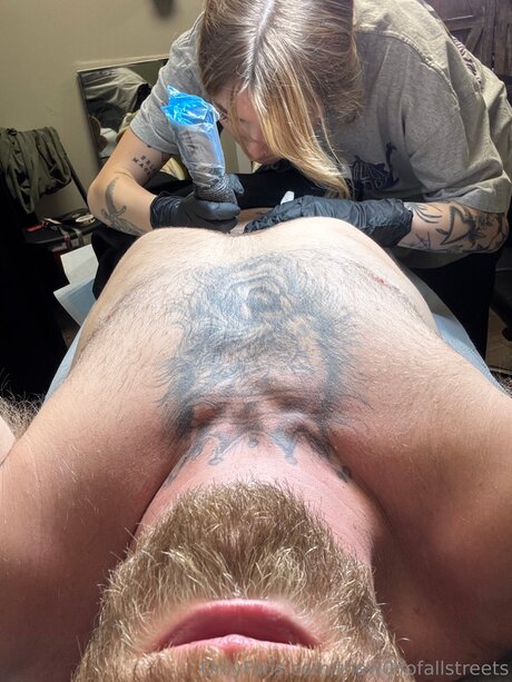 Thew0lfofallstreets onlyfans nudes leak