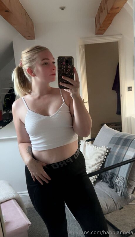 Babbiangela onlyfans posts