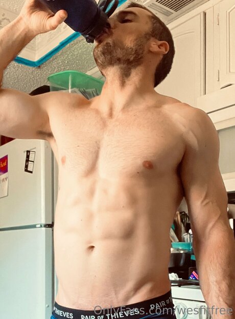 Wesfitfree only fans nudes