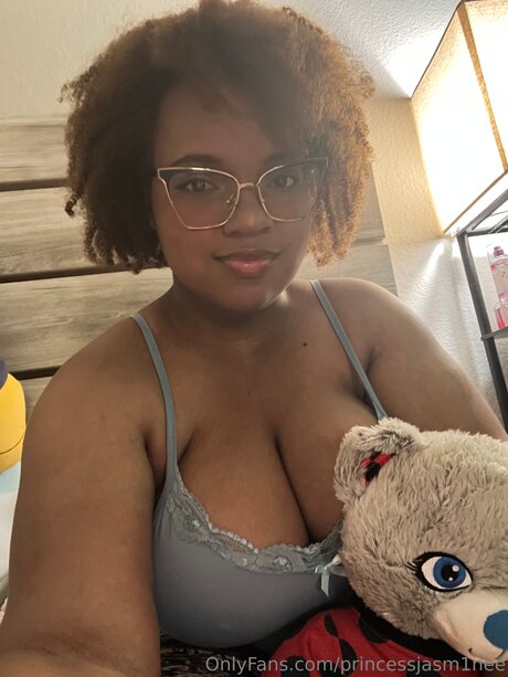 Princessjasm1nee tits onlyfans