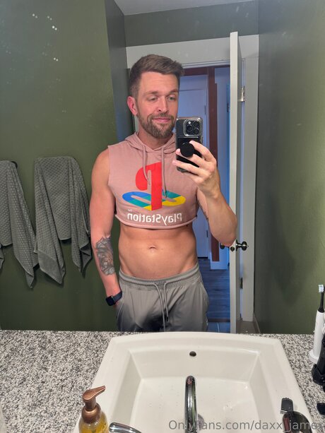 Daxx James onlyfans porno