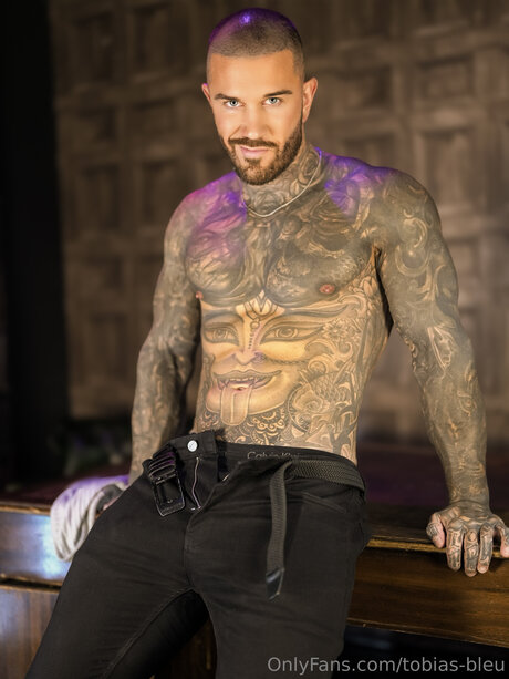 Tobias Bleu onlyfans for free