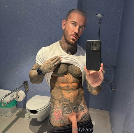 Tobias Bleu porn leaked onlyfans