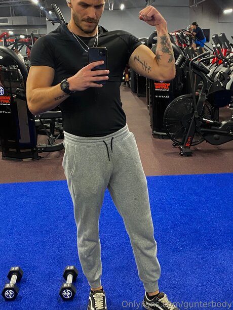 Gunterbody nude on onlyfans