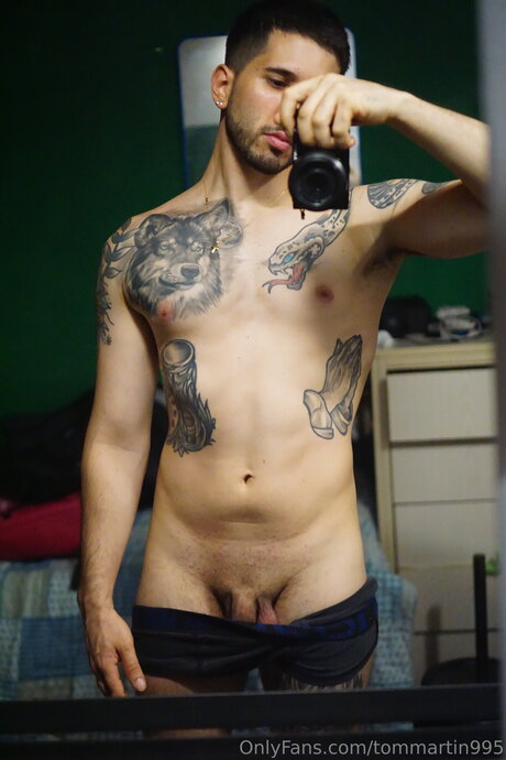Tommartin995 onlyfans explicit content