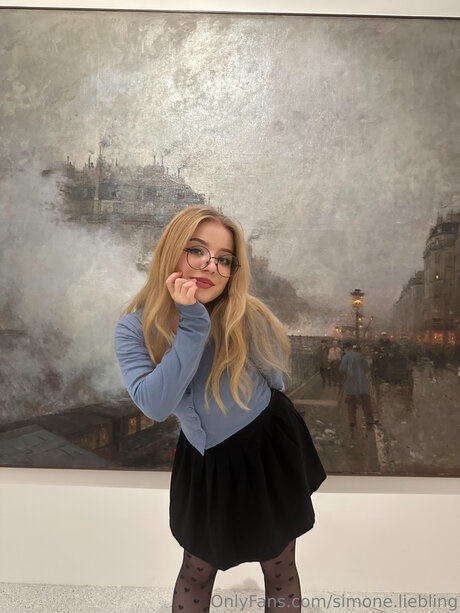 Simunka Show leaked porn onlyfans