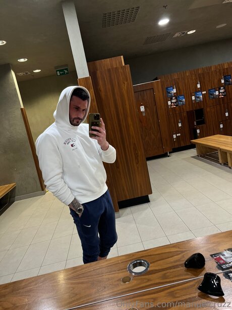 Manuelcruzz onlyfans nudes leaked