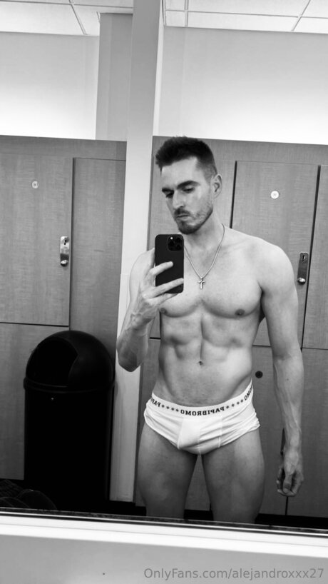 Alejandroxxx27 naked onlyfans