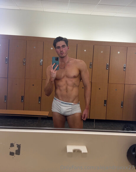 Alejandroxxx27 onlyfans sextape leak