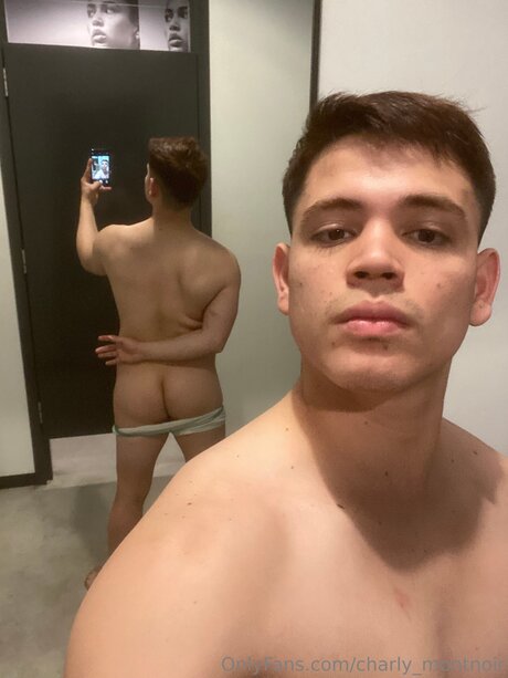 Charly Montnoir only fans.