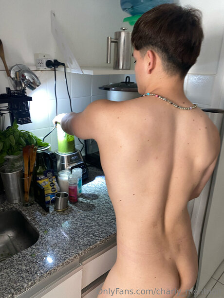 Charly Montnoir onlyfans naked