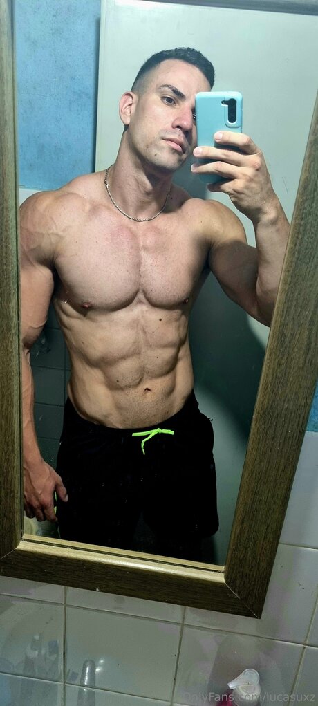Lucasuxz onlyfans page