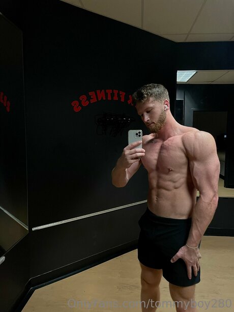 Tommyboy280 onlyfans nude tits