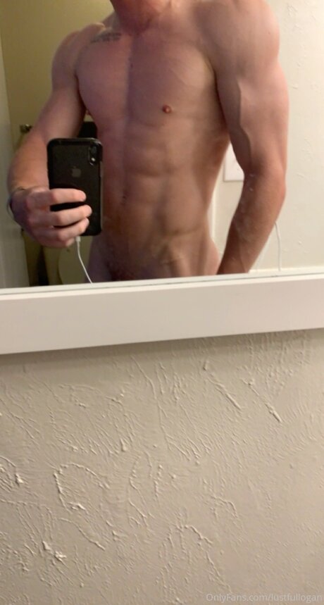 Tommyboy280 nude onlyfans