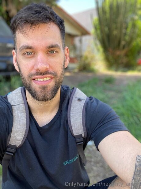 Naughty Amor en onlyfans