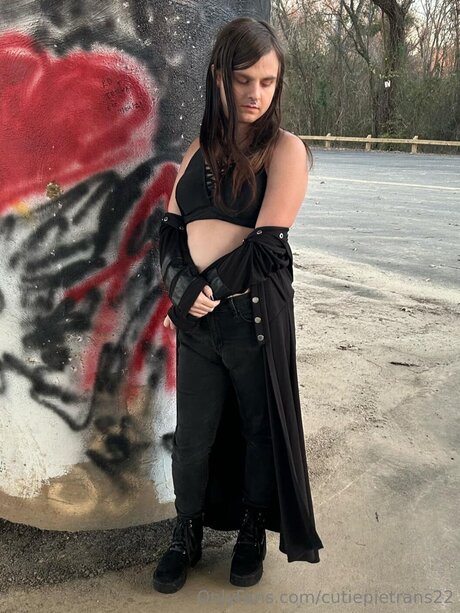 Cutiepietrans22 onlyfans hot