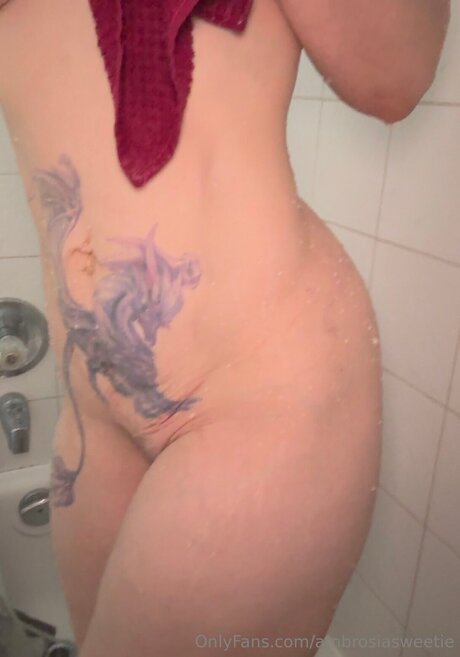 Ambrosiasweetie nude onlyfans leaked