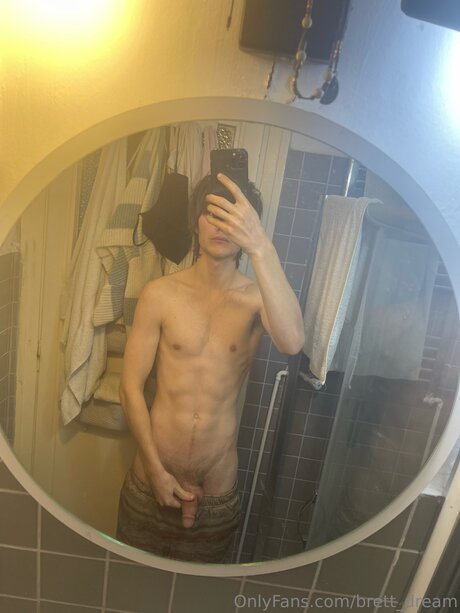 Brett Dream is on onlyfans