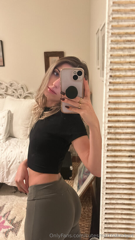 Cutesmartnudegirl leaked onlyfans